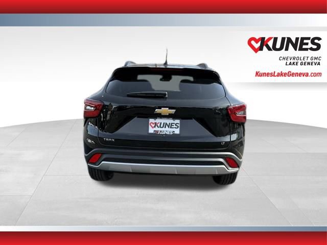 New 2026 Chevrolet Trax LT w/ Driver Confidence Package image 4