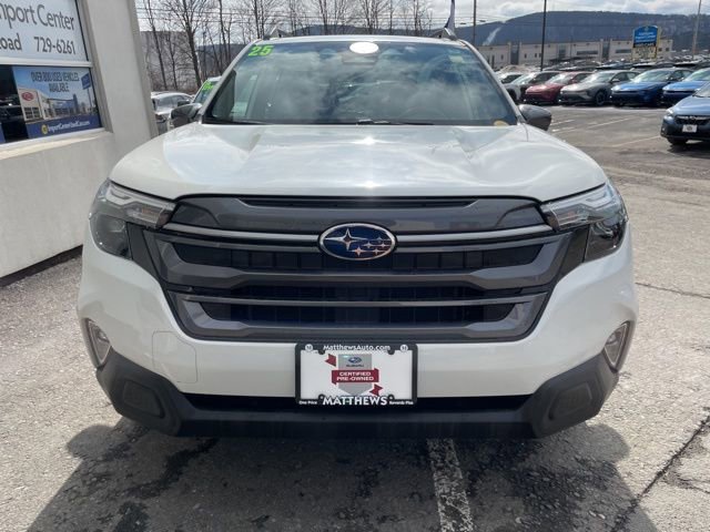 Used 2025 Subaru Forester Premium image 7