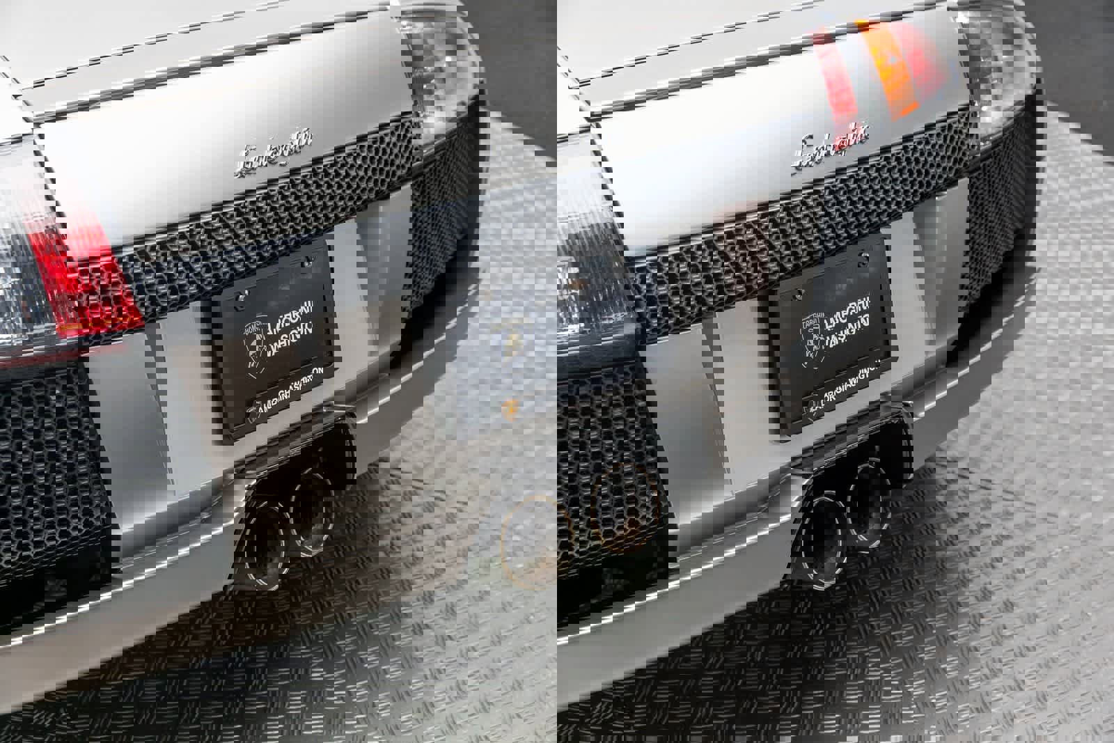 Used 2003 Lamborghini Murcielago Coupe image 39