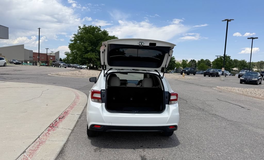 Used 2018 Subaru Impreza 2.0i Premium w/ Eyesight & BSD & Rcta AWD/4WD image 10