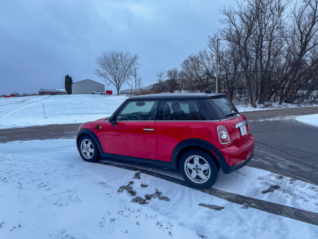 Used 2011 MINI Cooper Hardtop image 5