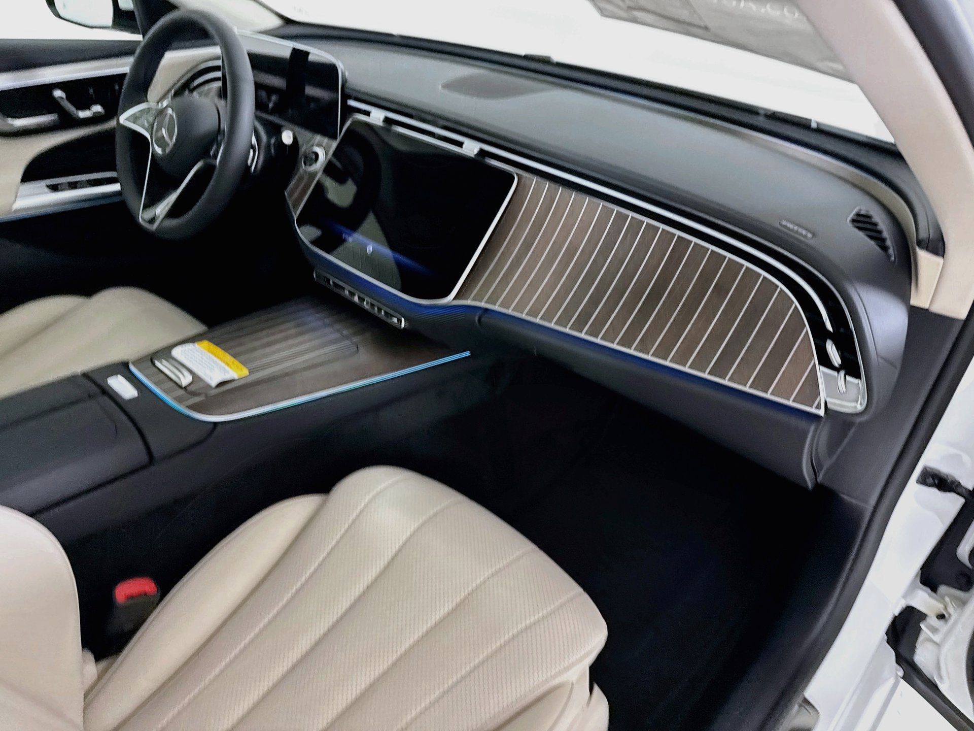 New 2027 Mercedes-Benz E 350 Sedan image 32