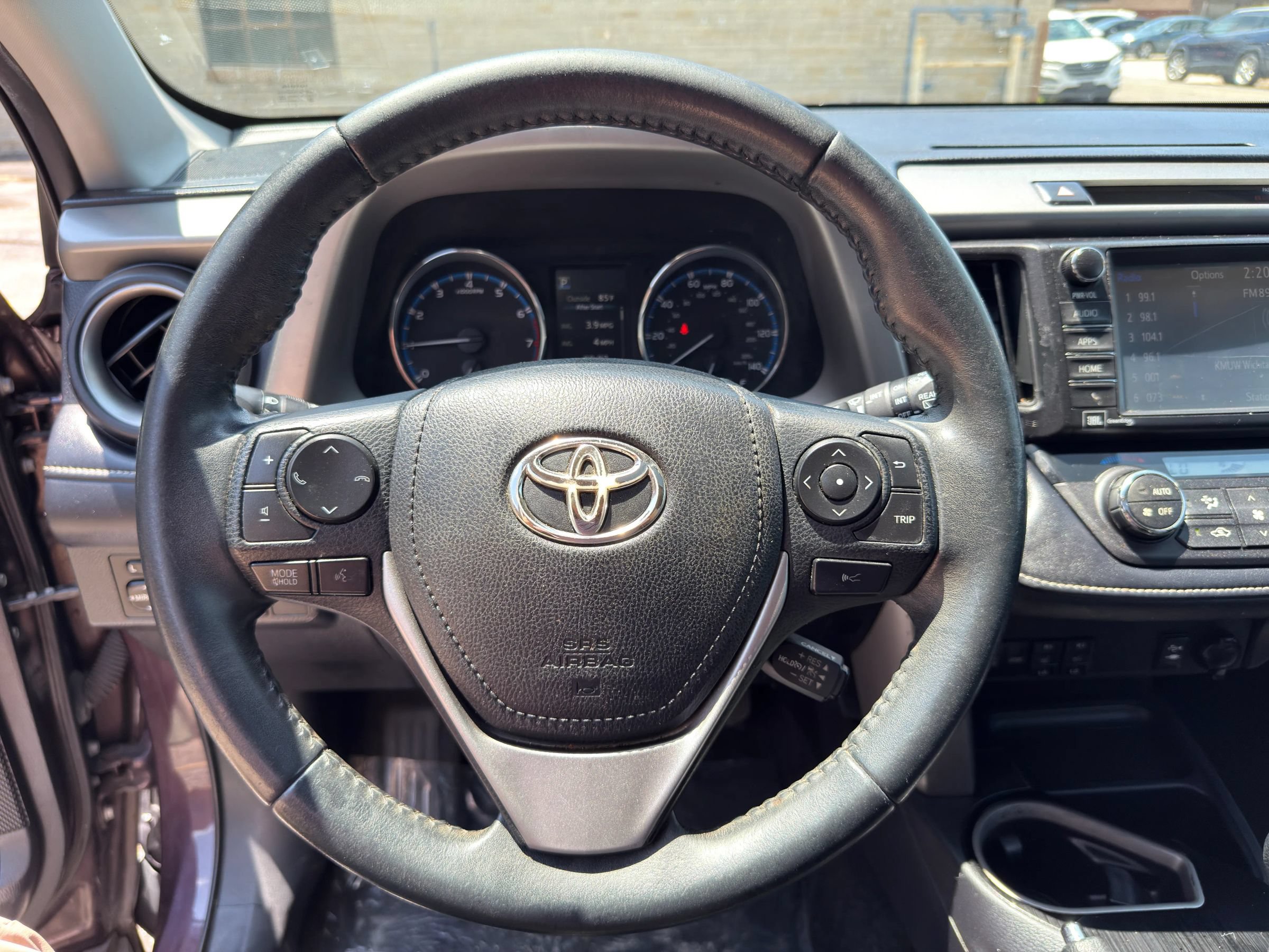 Used 2017 Toyota RAV4 Limited FWD image 11