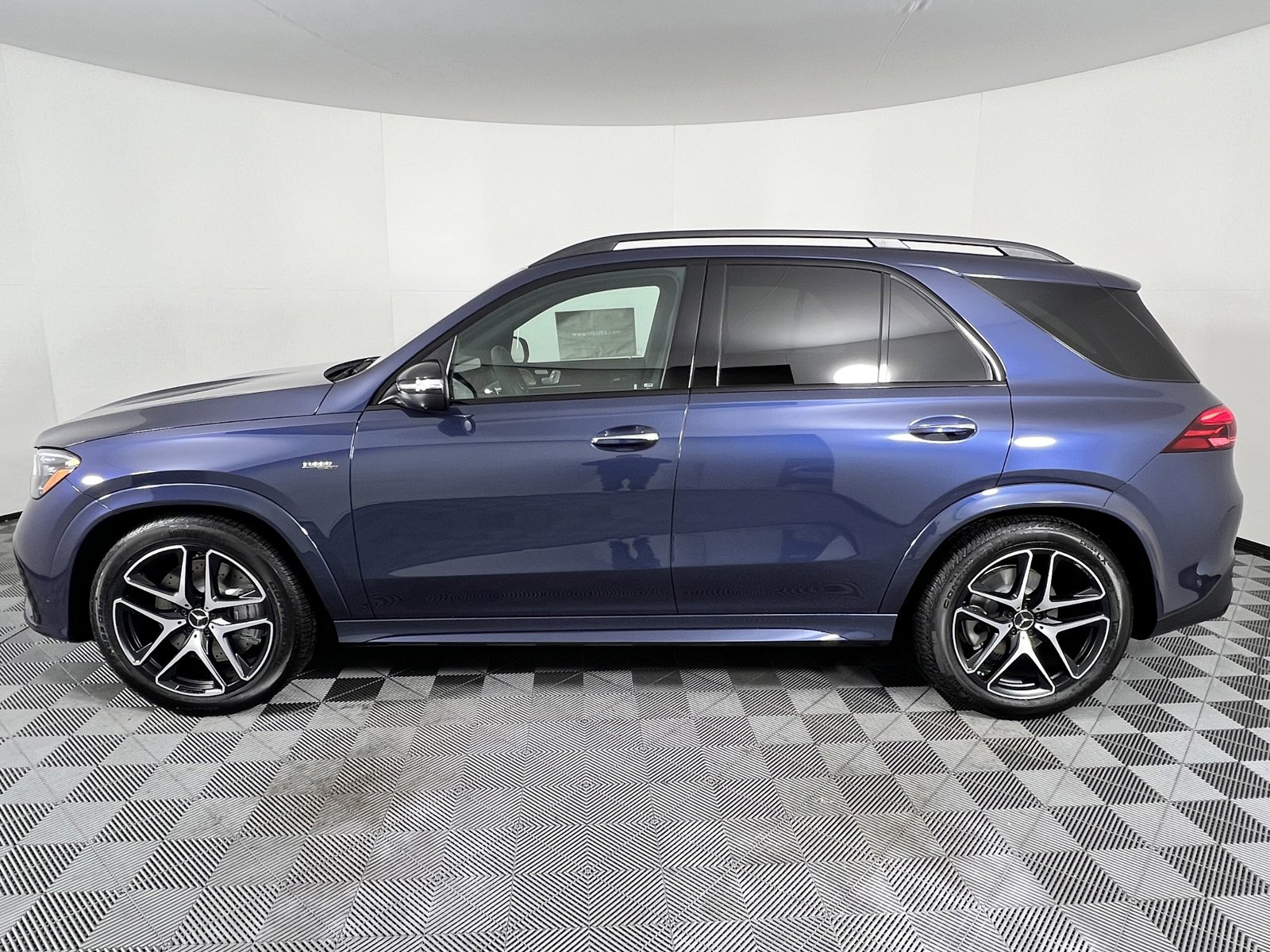 New 2025 Mercedes-Benz GLE 53 AMG 4MATIC image 10