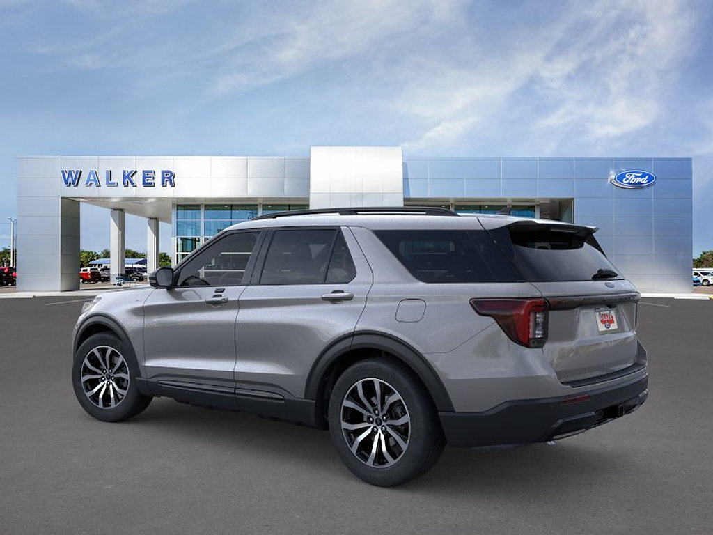 New 2026 Ford Explorer ST-Line w/ Premium Package RWD image 4