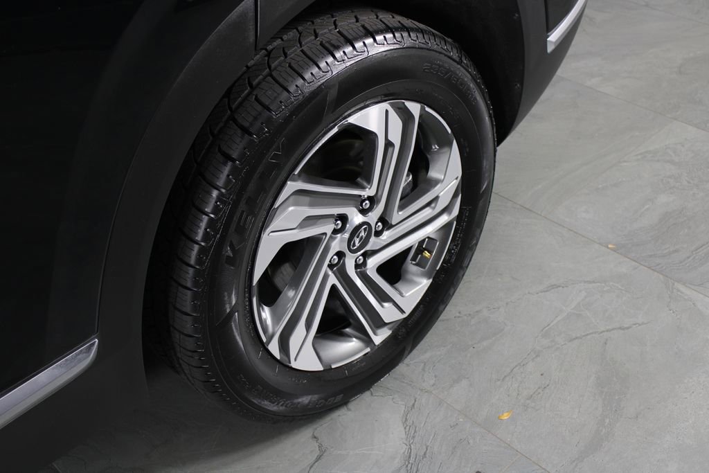 Certified 2023 Hyundai Santa Fe SEL w/ Premium Package image 11