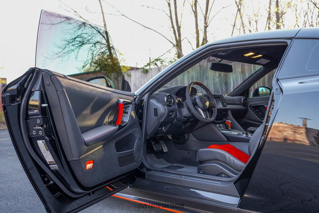 Used 2023 Nissan GT-R NISMO w/ Floor Mat Package AWD/4WD image 20