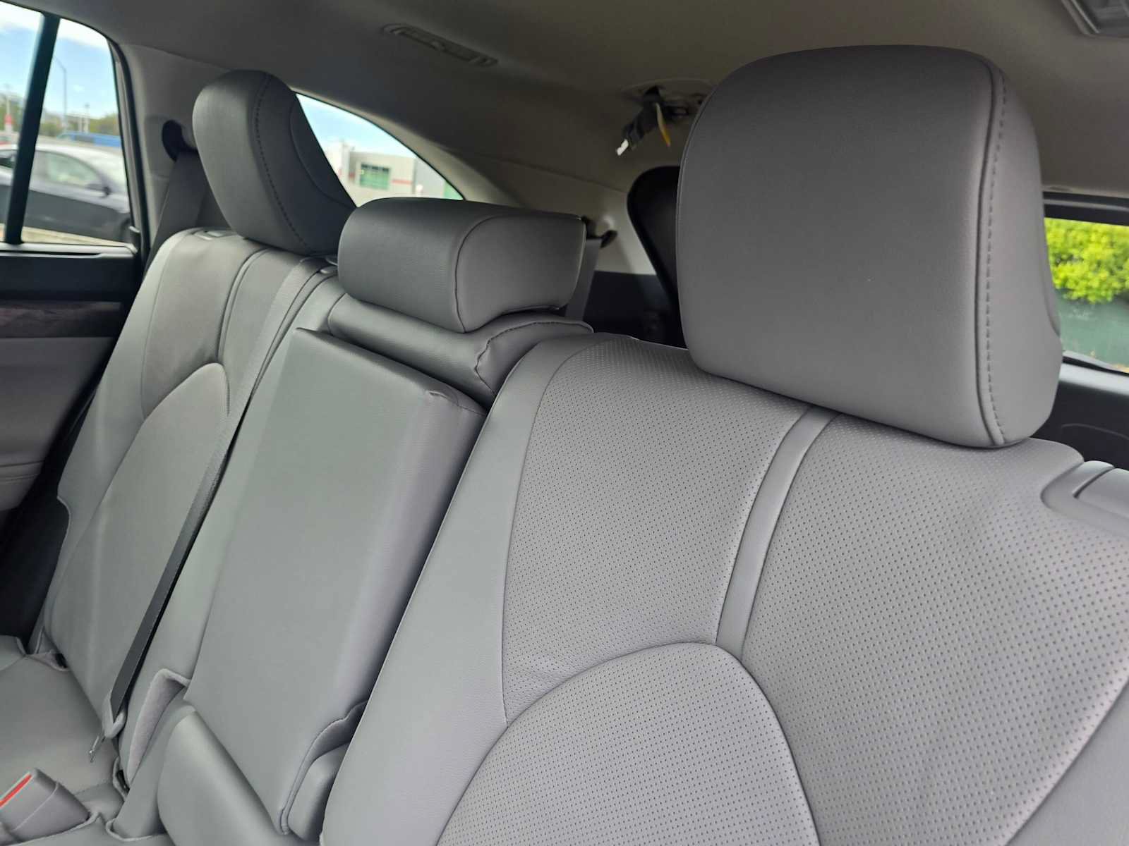 New 2026 Toyota Highlander Limited AWD/4WD image 18