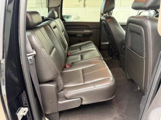 Used 2011 Chevrolet Silverado 1500 LT w/ All-Star Edition image 31