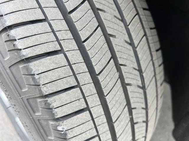 Certified 2023 Ford Explorer XLT w/ Equipment Group 202A AWD/4WD image 30