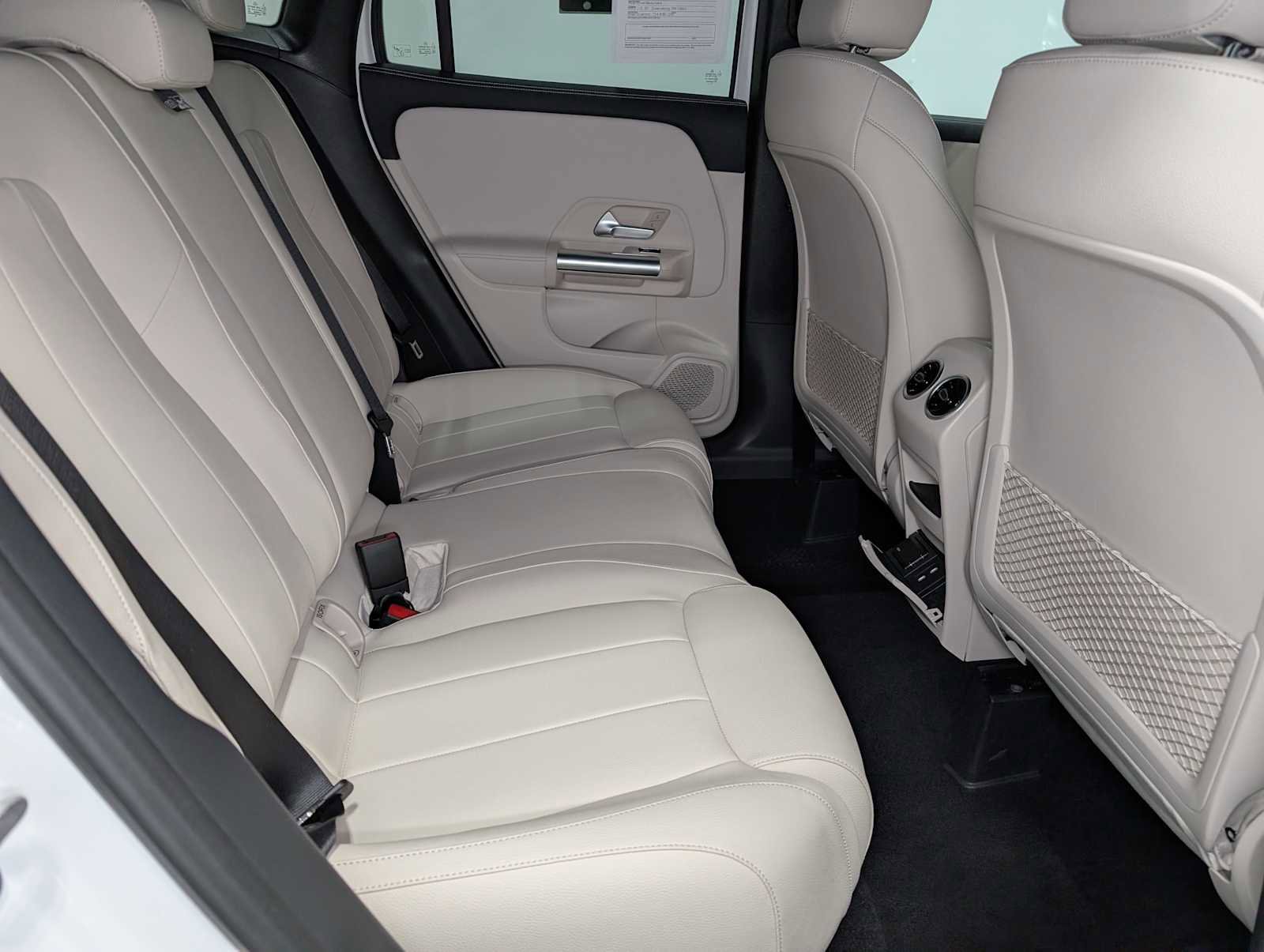 Used 2025 Mercedes-Benz GLA 250 GLA 250 image 36