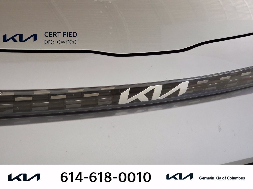 Certified 2025 Kia Soul LX w/ LX Technology Package FWD image 13