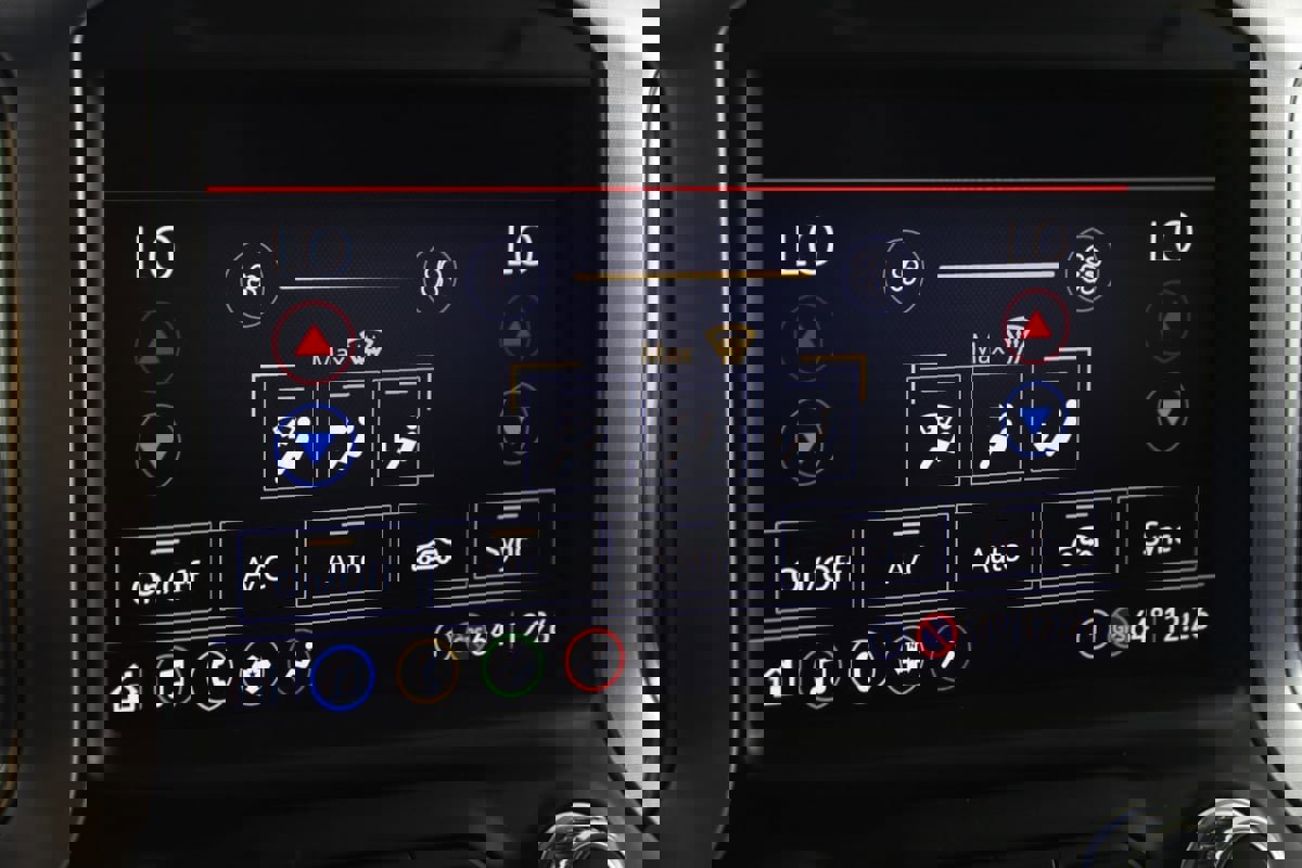 Used 2020 GMC Sierra 1500 Elevation w/ Elevation Value Package image 30