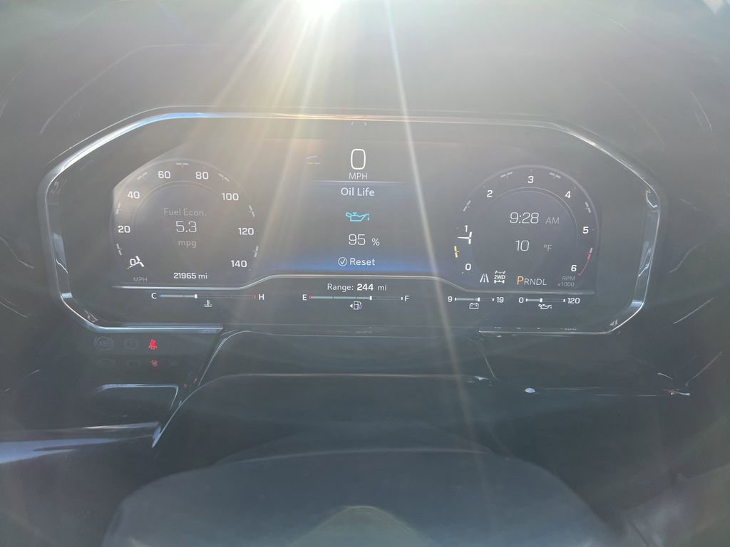 Certified 2024 Chevrolet Silverado 3500 High Country w/ Technology Package image 21