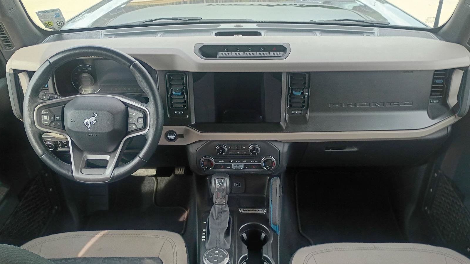 Used 2023 Ford Bronco Wildtrak AWD/4WD image 15