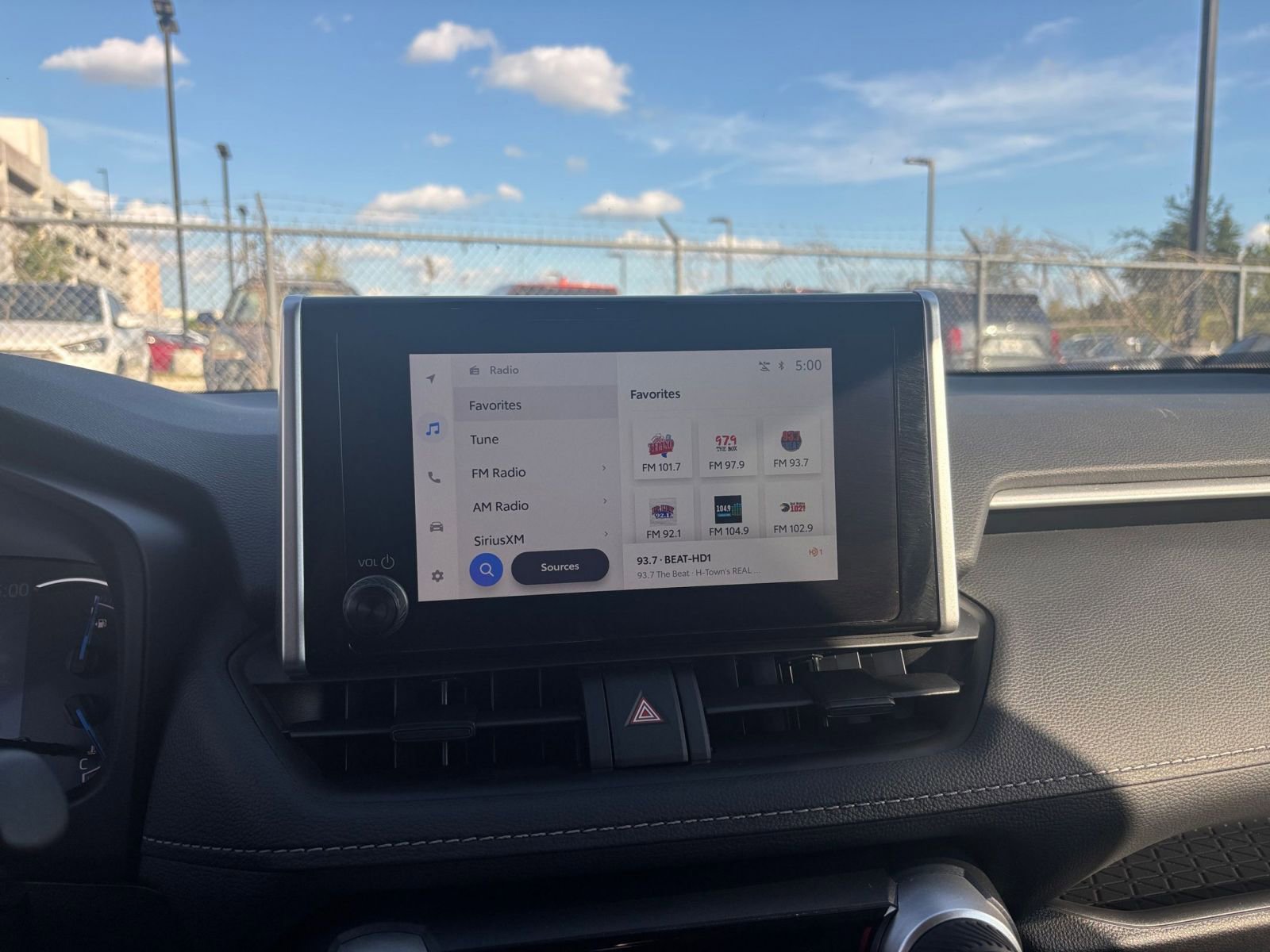 Used 2025 Toyota RAV4 LE image 21