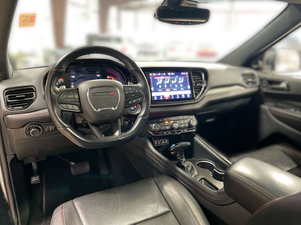 Used 2024 Dodge Durango GT RWD image 17