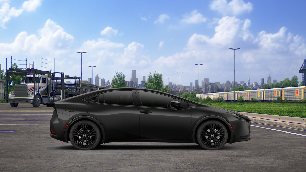 New 2026 Toyota Prius Plug-In Hybrid FWD image 12