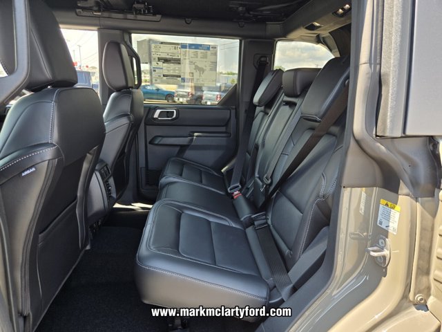 New 2026 Ford Bronco Outer Banks w/ Sasquatch Package AWD/4WD image 11