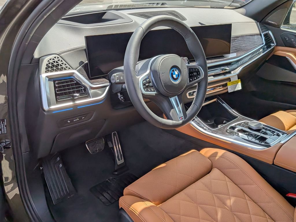 New 2026 BMW X5 xDrive50e w/ M Sport Package image 8