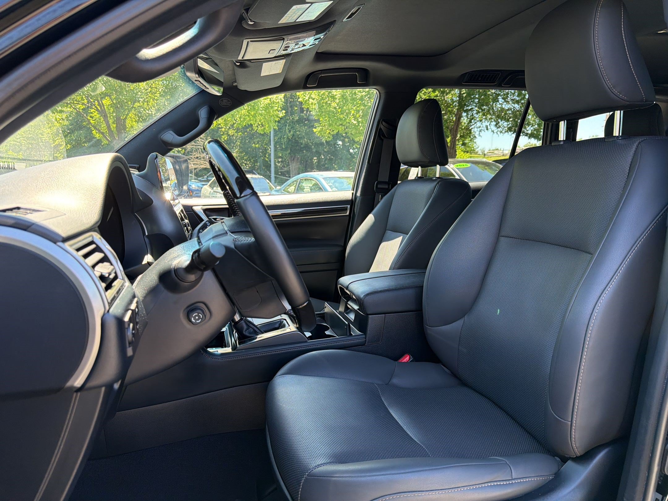 Used 2023 Lexus GX 460 Premium AWD/4WD image 5