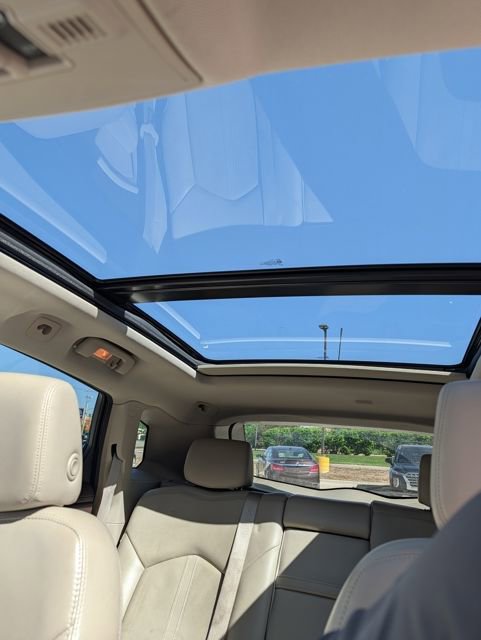 Used 2016 Cadillac SRX Premium FWD image 8