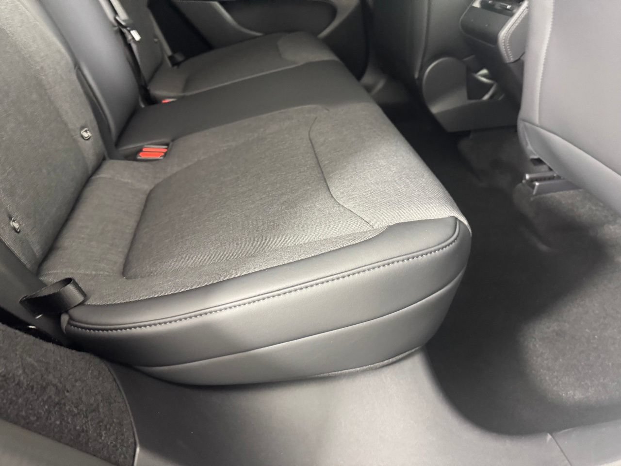 Used 2026 Tesla Model Y 2WD image 23