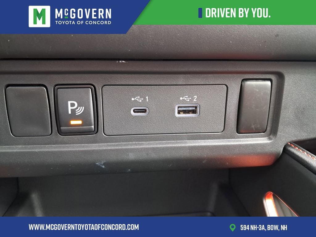 Used 2025 Nissan Frontier PRO-4X w/ Interior Protection Package image 33