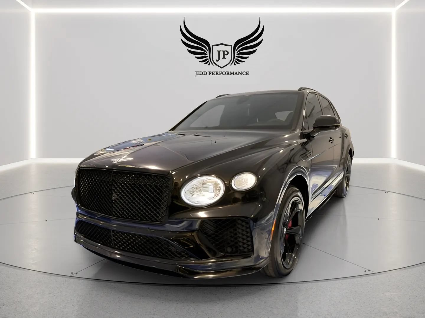 Used 2023 Bentley Bentayga AWD/4WD image 3