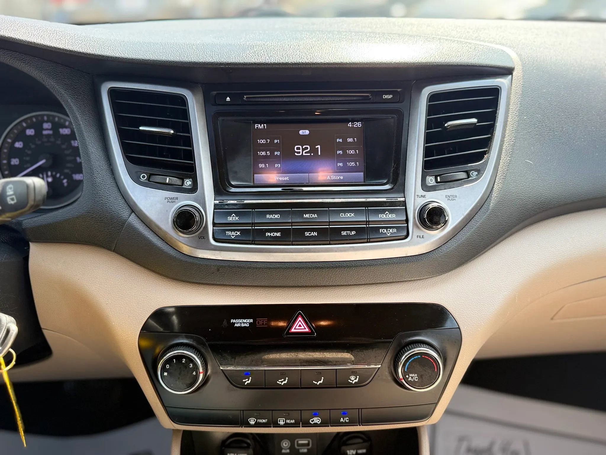 Used 2018 Hyundai Tucson SE FWD image 18