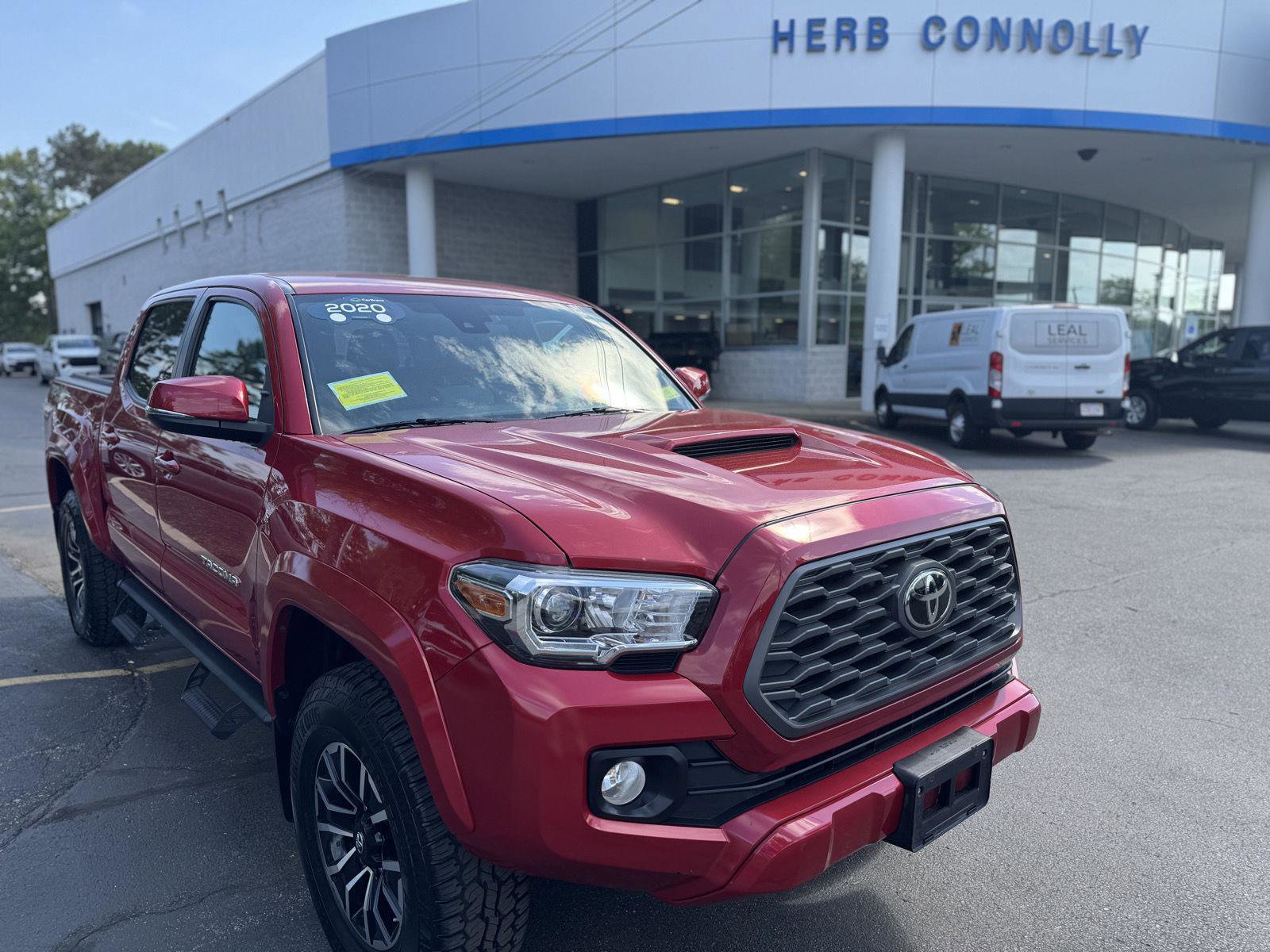 Used 2020 Toyota Tacoma TRD Sport w/ Technology Package AWD/4WD video 1