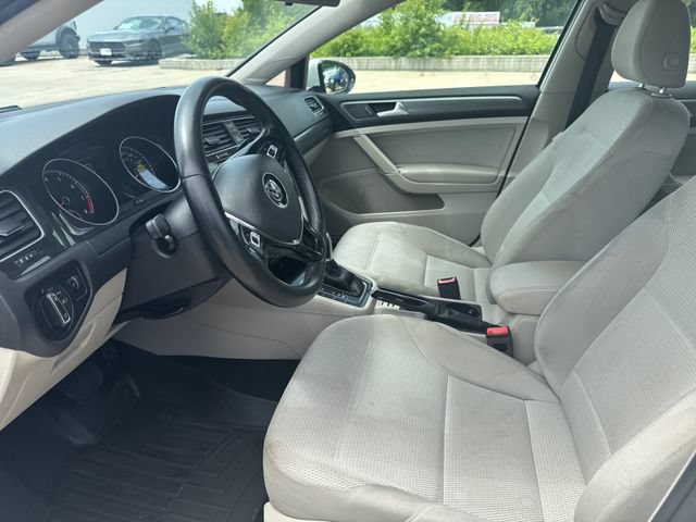Used 2018 Volkswagen Golf S FWD image 9