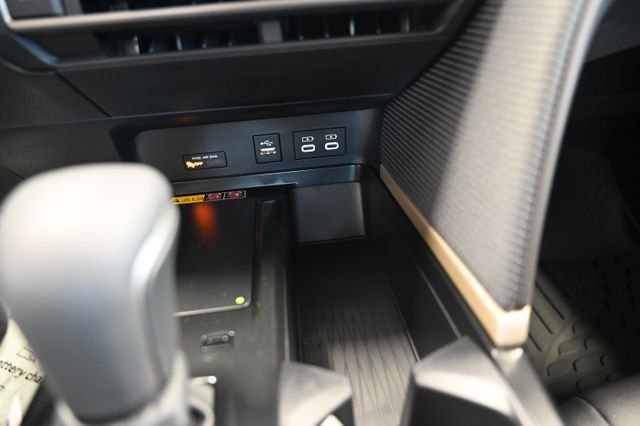 New 2026 Toyota Camry SE FWD image 20