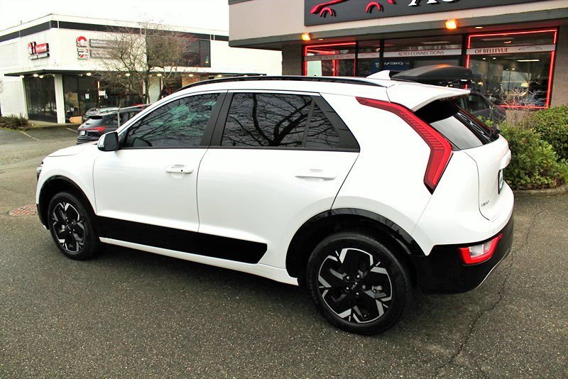 Used 2023 Kia Niro Wind FWD image 7