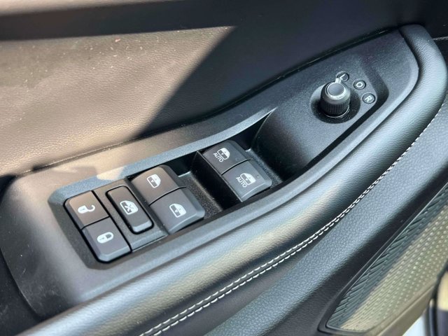 Used 2023 Jeep Grand Cherokee L Laredo AWD/4WD image 17