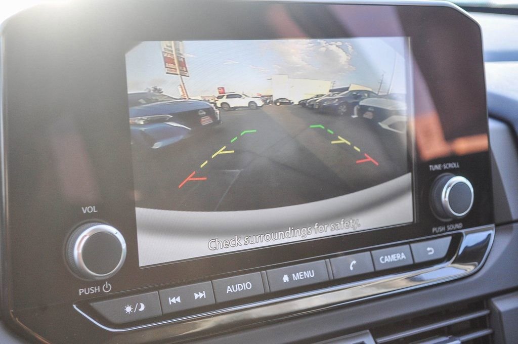 New 2024 Nissan Pathfinder S image 25