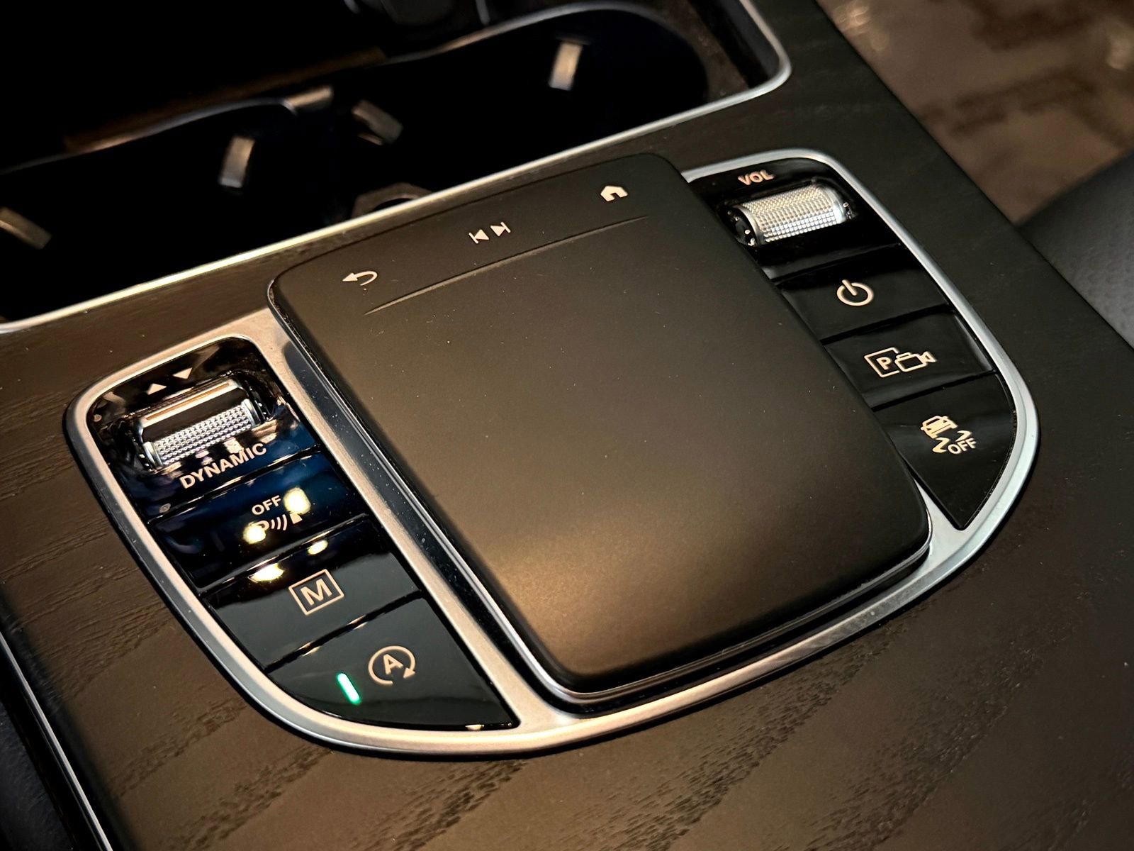 Used 2022 Mercedes-Benz GLC 300 4MATIC Coupe image 37