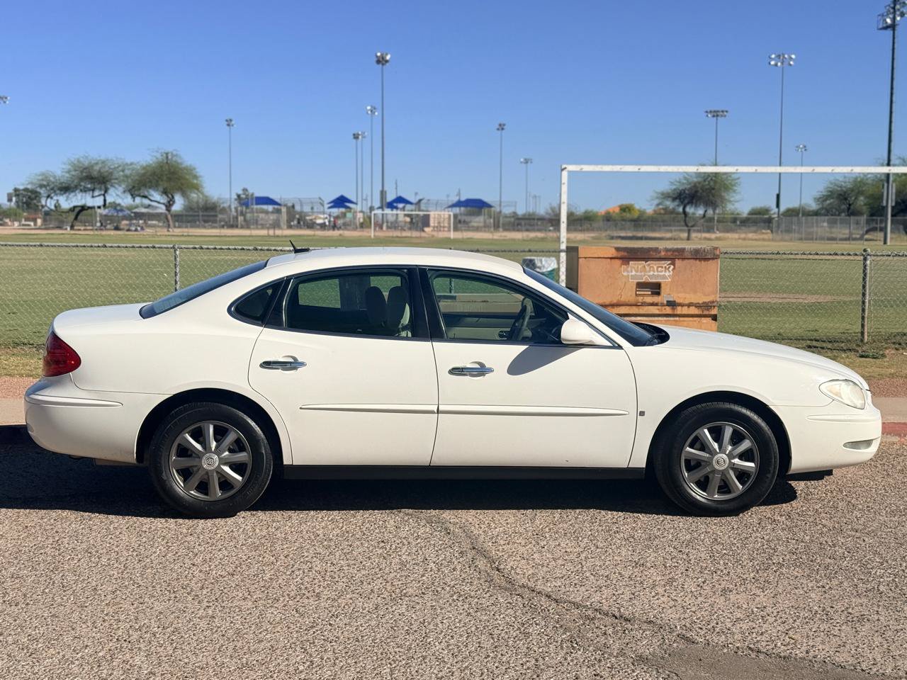 Used 2007 Buick LaCrosse CX FWD image 6