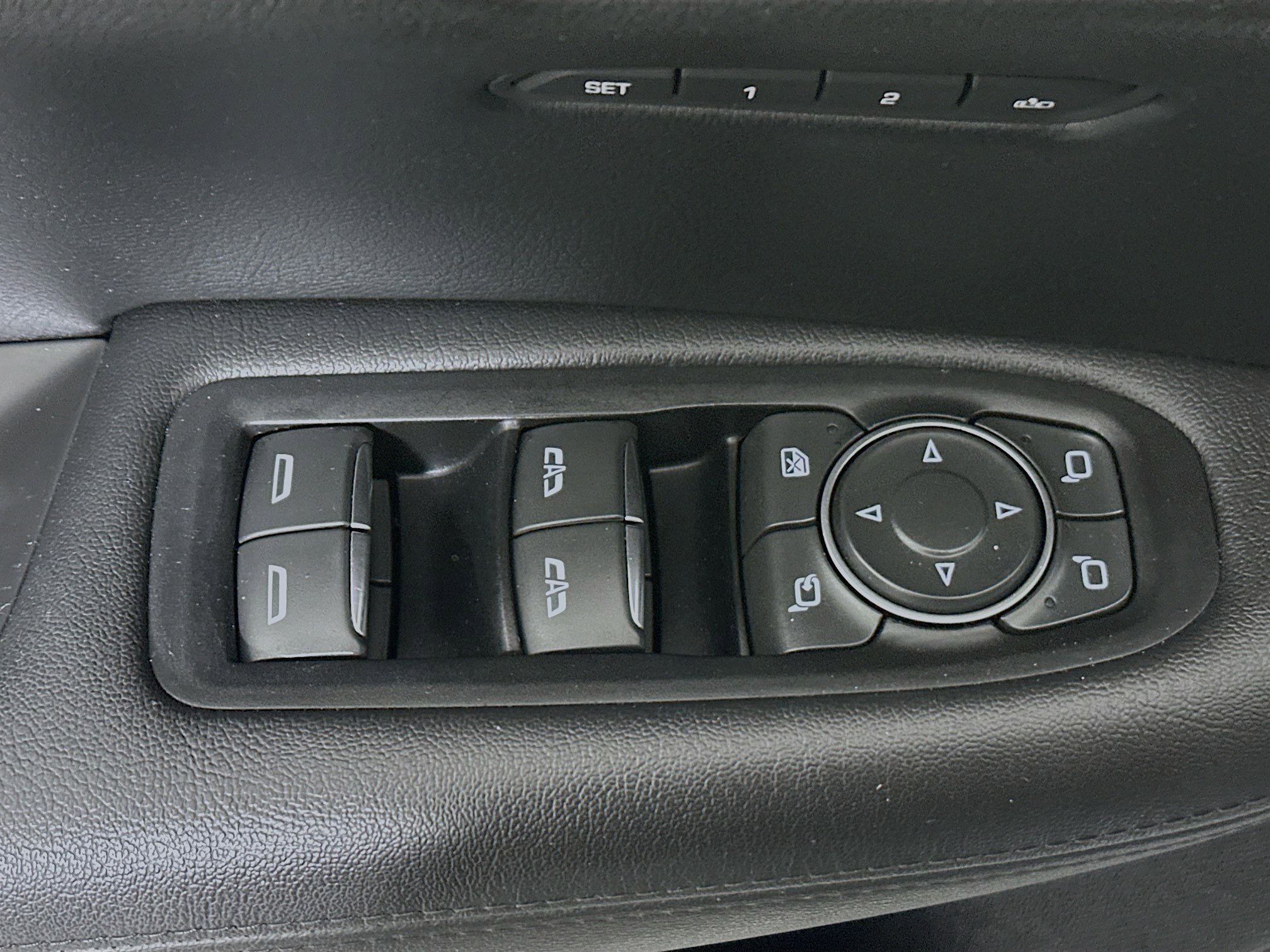 Used 2018 Cadillac XT5 Premium Luxury image 14