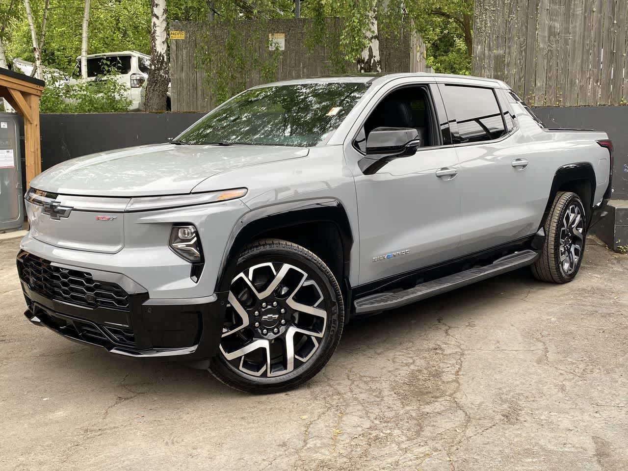 Used 2025 Chevrolet Silverado EV RST