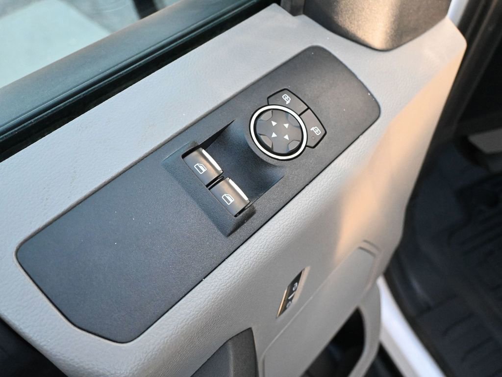 Used 2022 Ford F550 4x4 Regular Cab Super Duty image 29