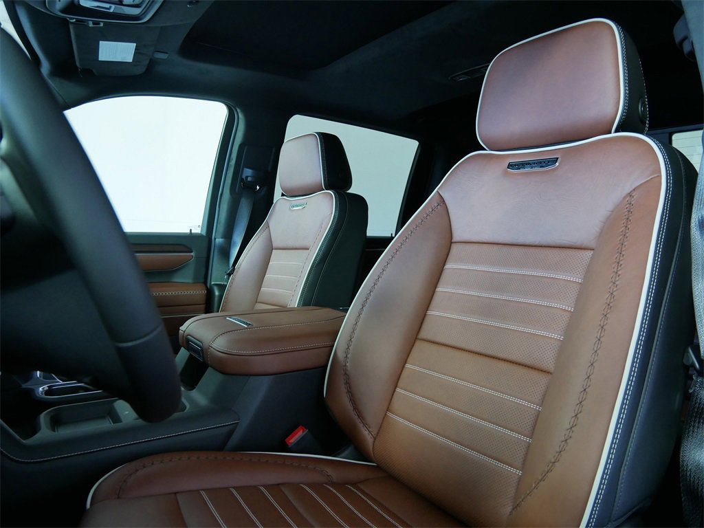 New 2026 GMC Sierra 3500 Denali Ultimate image 11