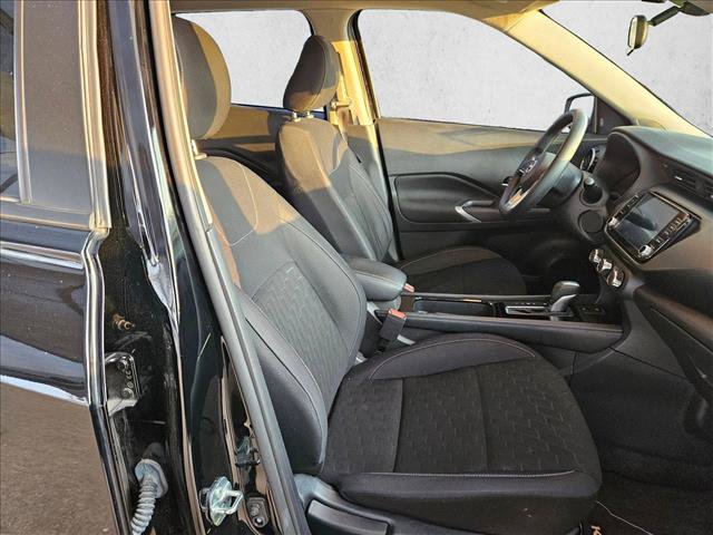 Used 2023 Nissan Kicks SV FWD image 16