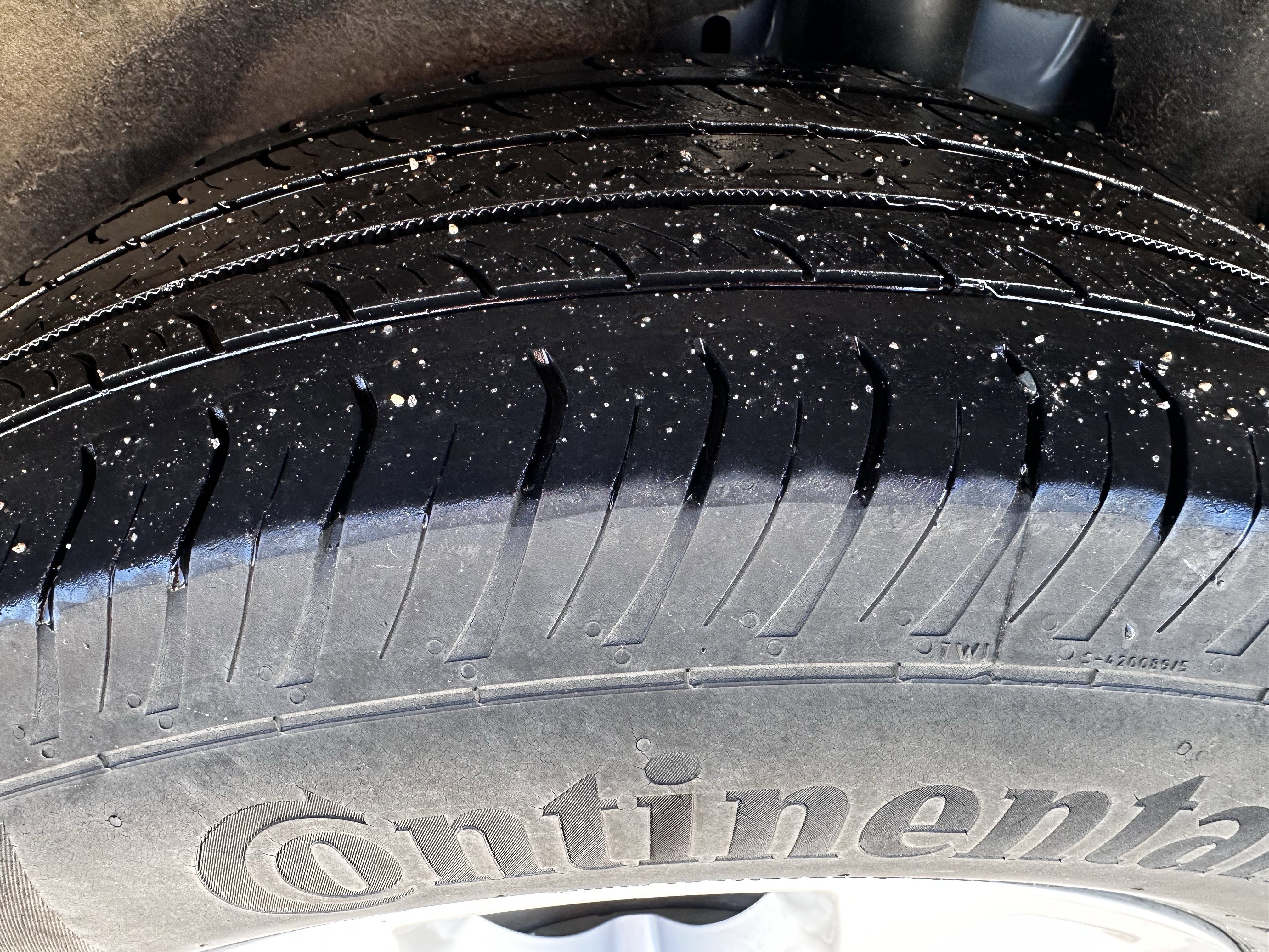 Used 2020 Ford Escape SE image 21