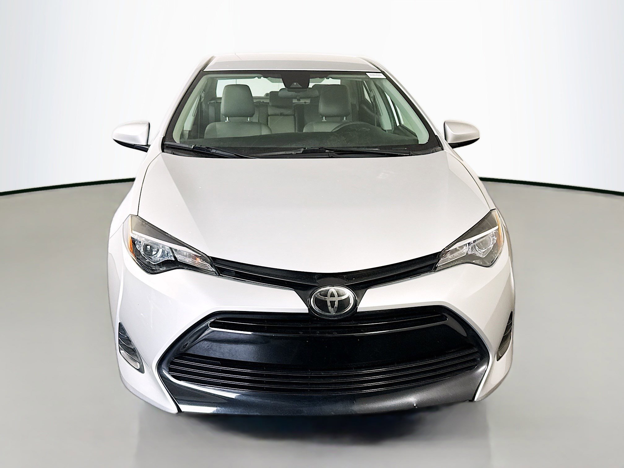 Used 2019 Toyota Corolla LE FWD image 2