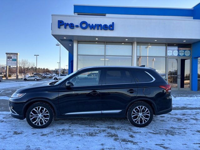 Used 2017 Mitsubishi Outlander SEL image 8