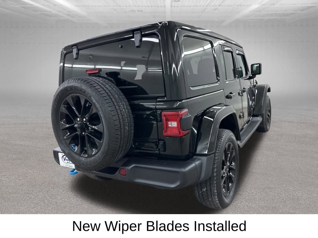 Used 2023 Jeep Wrangler Unlimited Sahara w/ Cold Weather Group image 14