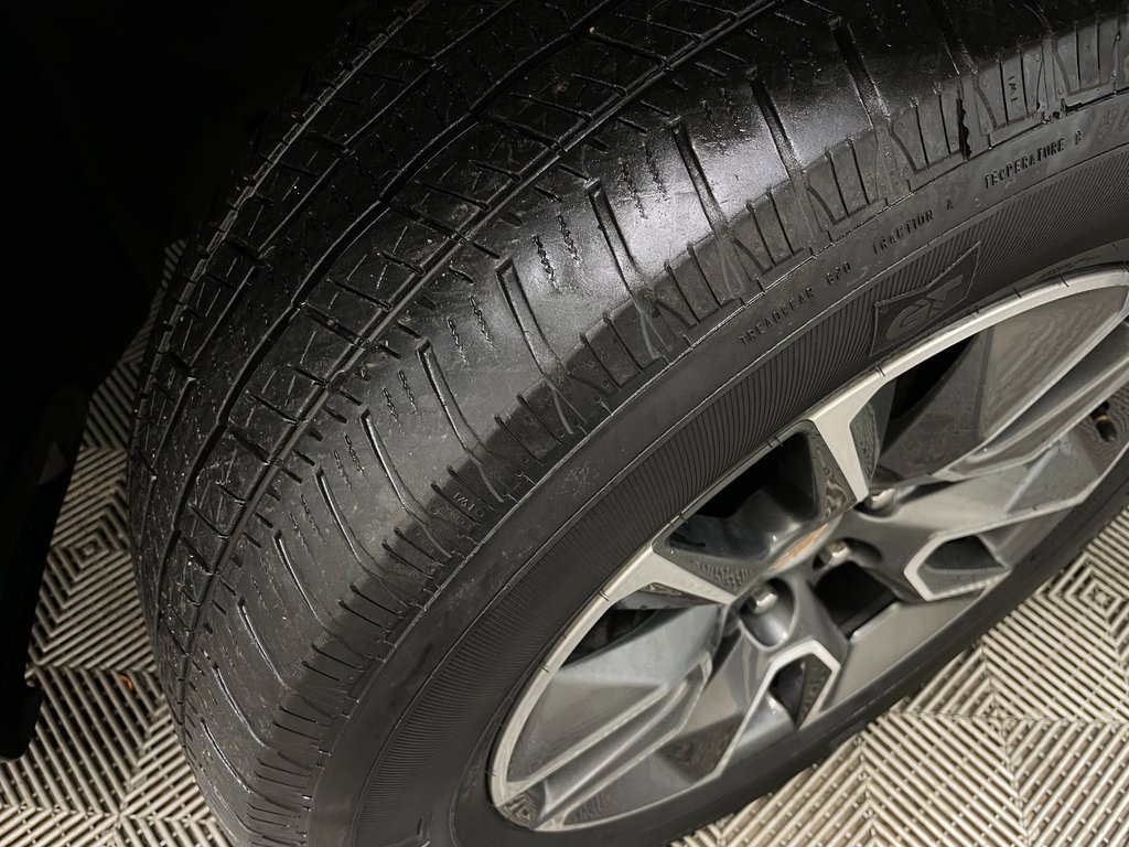 Used 2024 Chevrolet Silverado 1500 LT image 48