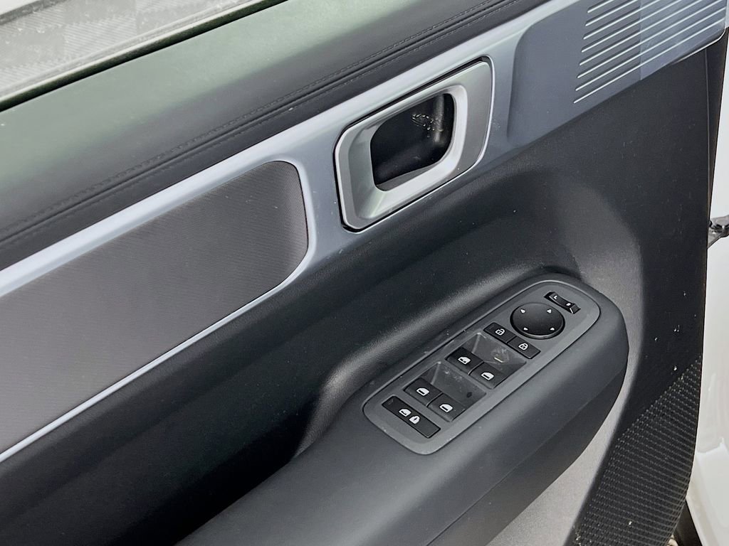 New 2026 Hyundai Santa Fe SE AWD/4WD image 15