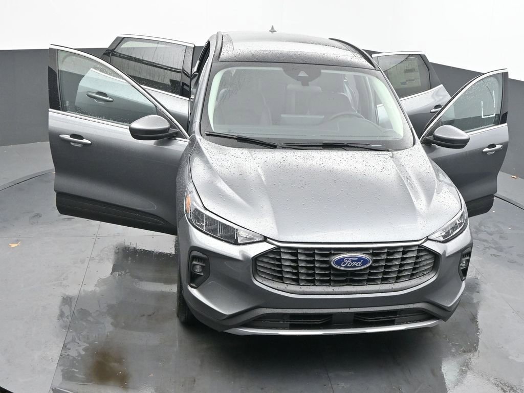 New 2026 Ford Escape SE w/ Class II Trailer Tow Package image 62